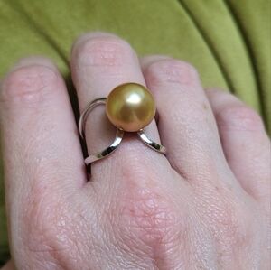 Gold Genuine Pearl Sterling Silver luxury statement ring size 7